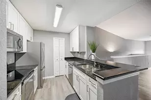 7417 Vista Way, Bradenton, FL 34202 - Photo 12