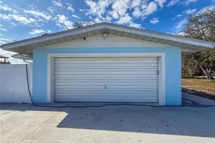 2401 10th St W, Palmetto, FL 34221 - Photo 30