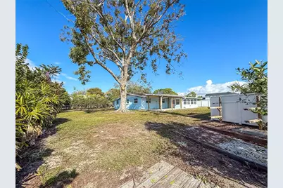 2401 10th Street W, Palmetto, FL 34221 - Photo 22