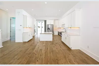 516 Laurel Park Drive, Sarasota, FL 34236 - Photo 10