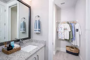 516 Laurel Pk Dr, Sarasota, FL 34236 - Photo 34