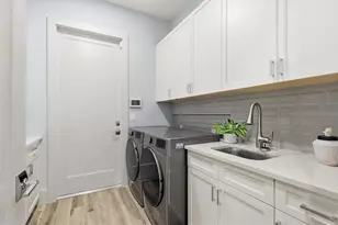 9272 McDaniel Ln, Sarasota, FL 34240 - Photo 34