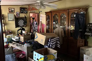 13752 214th St, O'Brien, FL 32071 - Photo 6