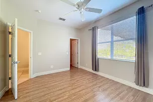 3884 Deberry Dr, Sarasota, FL 34233 - Photo 28