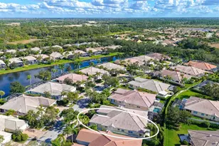 8833 Etera Dr, Sarasota, FL 34238 - Photo 52