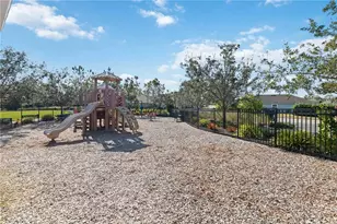 5658 Silverbridge Trl, Bradenton, FL 34211 - Photo 26