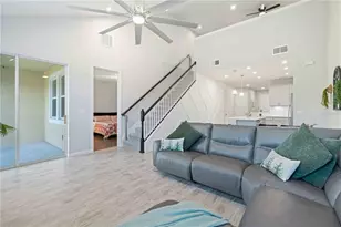 5658 Silverbridge Trl, Bradenton, FL 34211 - Photo 6