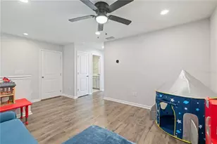 5658 Silverbridge Trl, Bradenton, FL 34211 - Photo 18