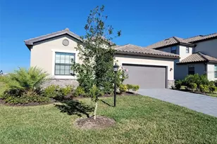 15719 Islandwalk Ave, Bradenton, FL 34211 - Photo 2