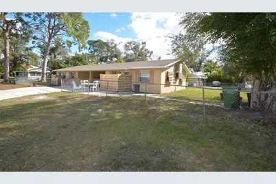 2100 9th Street, Sarasota, FL 34237 - Photo 1