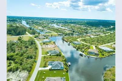 15209 Lakeland Circle, Port Charlotte, FL 33981 - Photo 8