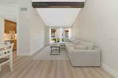 800 S Blvd Of The Presidents #16, Sarasota, FL 34236 - Photo 8