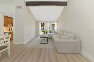 800 S Boulevard of the Presidents, Sarasota, FL 34236 - Photo 8