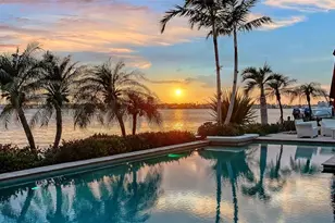 1204 Hillview Dr, Sarasota, FL 34239 - Photo 82