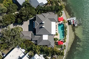 1204 Hillview Dr, Sarasota, FL 34239 - Photo 32