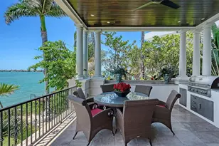 1204 Hillview Dr, Sarasota, FL 34239 - Photo 74