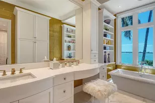 1204 Hillview Dr, Sarasota, FL 34239 - Photo 50
