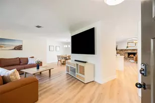 4343 Arrow Ave, Sarasota, FL 34232 - Photo 2