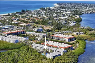 3601 E Bay Dr, Holmes Beach, FL 34217 - Photo 30