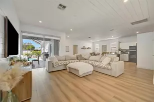 5390 Matthew Ct, Sarasota, FL 34231 - Photo 18