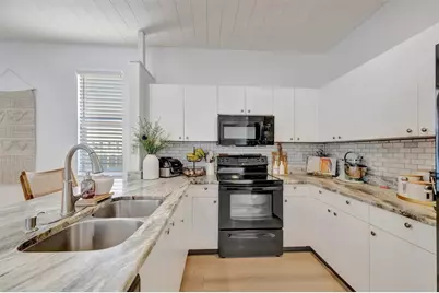 5390 Matthew Court, Sarasota, FL 34231 - Photo 28