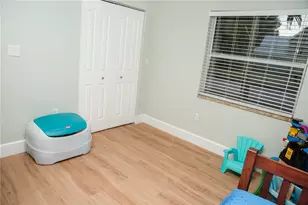 705 14th Ave W, Palmetto, FL 34221 - Photo 12