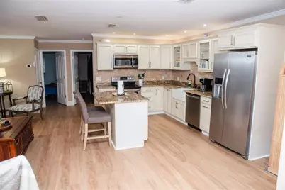 705 14th Avenue W, Palmetto, FL 34221 - Photo 4