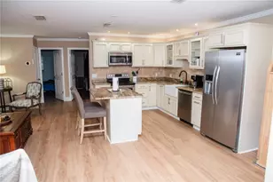 705 14th Ave W, Palmetto, FL 34221 - Photo 4