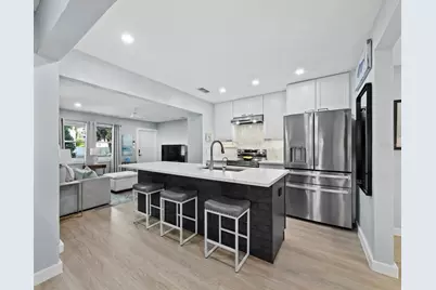 2421 Prospect Street, Sarasota, FL 34239 - Photo 4
