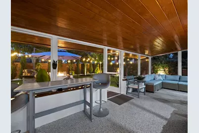 2421 Prospect Street, Sarasota, FL 34239 - Photo 10