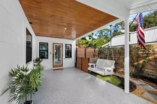 2421 Prospect St, Sarasota, FL 34239 - Photo 2