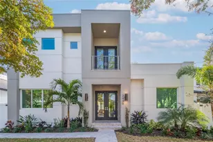 2430 Floyd St, Sarasota, FL 34239 - Photo 2