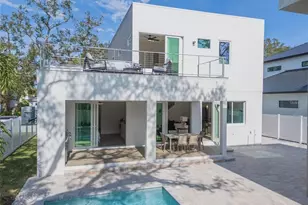 2430 Floyd St, Sarasota, FL 34239 - Photo 20