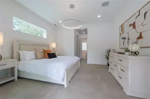 2430 Floyd St, Sarasota, FL 34239 - Photo 24