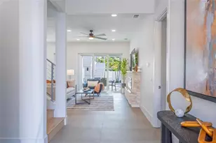 2430 Floyd St, Sarasota, FL 34239 - Photo 6