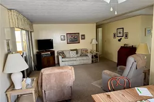 5619 Bayshore Rd, Palmetto, FL 34221 - Photo 6