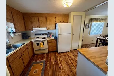 5619 Bayshore Road #203, Palmetto, FL 34221 - Photo 8