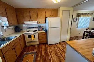 5619 Bayshore Rd, Palmetto, FL 34221 - Photo 8