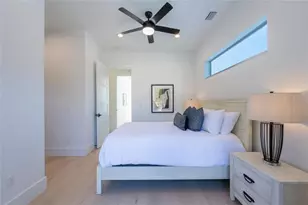 2446 Floyd St, Sarasota, FL 34239 - Photo 54