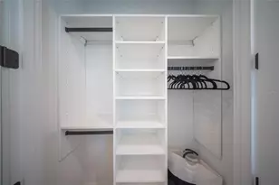 2446 Floyd St, Sarasota, FL 34239 - Photo 68