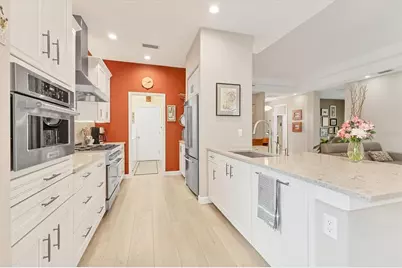 6722 W Country Club Lane, Sarasota, FL 34243 - Photo 20