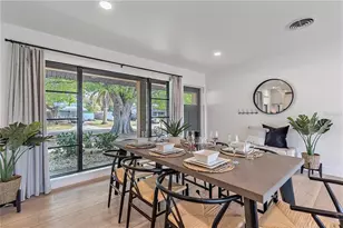 2402 Wisteria St, Sarasota, FL 34239 - Photo 6