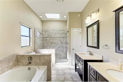 5045 82nd Way E, Sarasota, FL 34243 - Photo 20