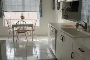 4210 Caddie Dr E, Bradenton, FL 34203 - Photo 4