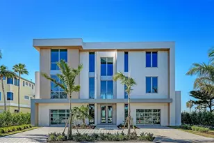 6489 Gulfside Rd, Longboat Key, FL 34228 - Photo 2