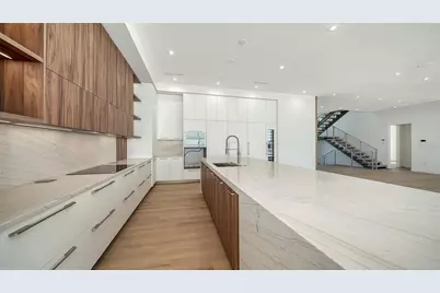 6489 Gulfside Road, Longboat Key, FL 34228 - Photo 22