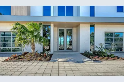 6489 Gulfside Road, Longboat Key, FL 34228 - Photo 2