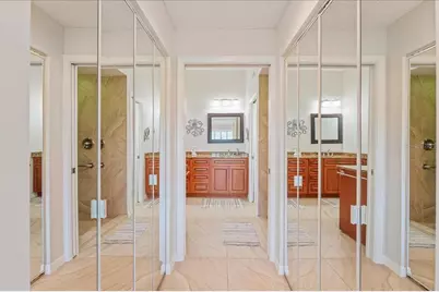 5904 Doral Drive #5904, Sarasota, FL 34243 - Photo 14