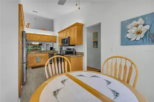 4332 Marseilles Ave, Sarasota, FL 34233 - Photo 12