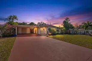 3530 Schwalbe Dr, Sarasota, FL 34235 - Photo 1